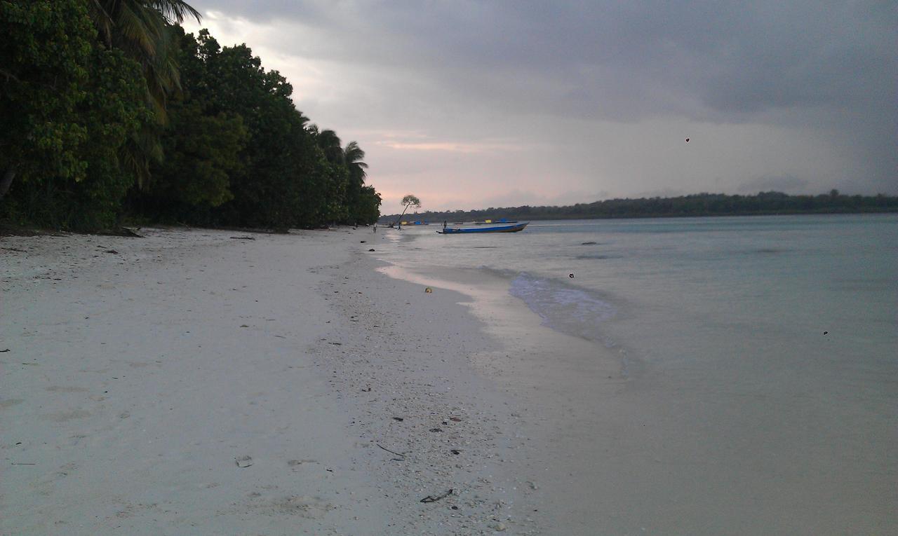 Pellicon Beach Resort เกาะแฮฟล็อค ภายนอก รูปภาพ